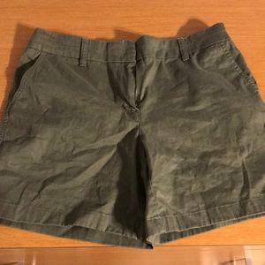 BRITISH KHAKI SHORTS